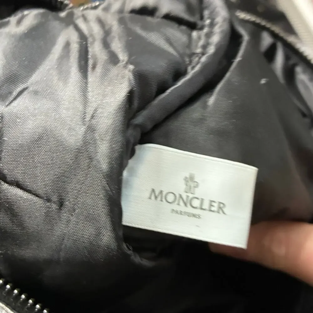 Moncler Parfums Quilted Metallic Silver Pouch Cosmetic Travel Case - Picture 3 of 11